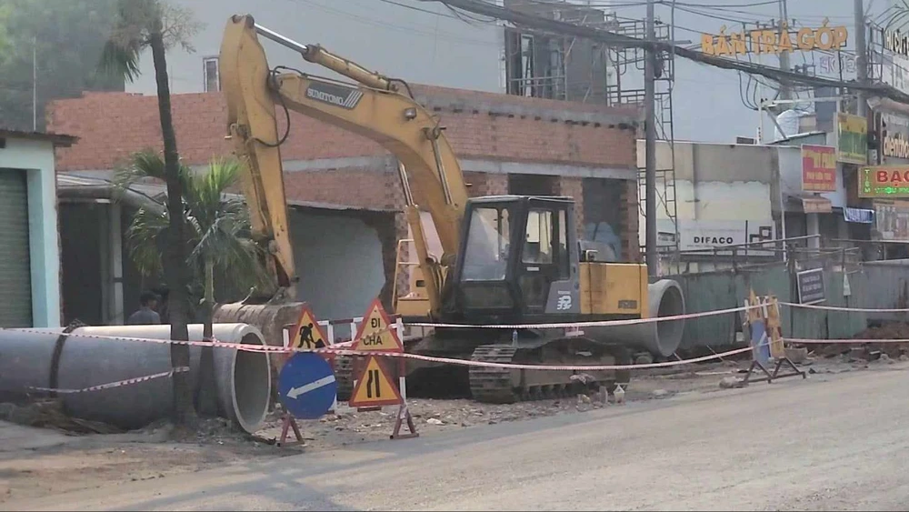 Người lượm ve chai tử vong gần công trình đang tháo dỡ ở Củ Chi