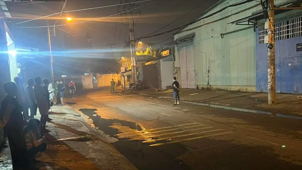 Công an điều tra vụ người đàn ông tử vong, trên người có vết bánh xe ở Hóc Môn