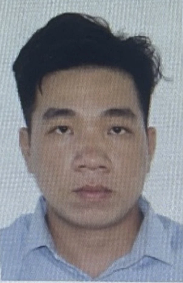 Công an Gò Vấp, Tân Bình và Tân Phú phá 3 chuyên án ma túy, thu súng, lựu đạn...