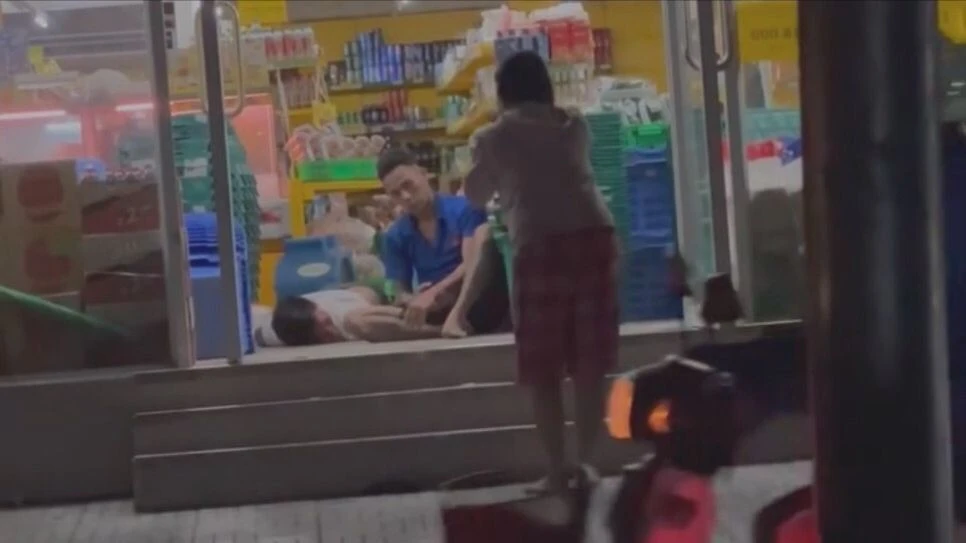 Nhóm người cầm hung khí rượt đuổi, chém nhau khiến hai người bị thương