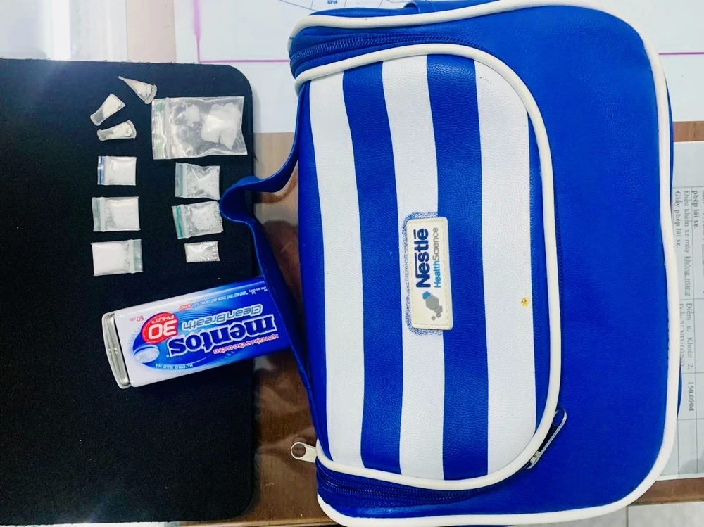 Nhiều cảnh sát phải điều trị phơi nhiễm HIV khi bắt ma túy ở Tân Phú