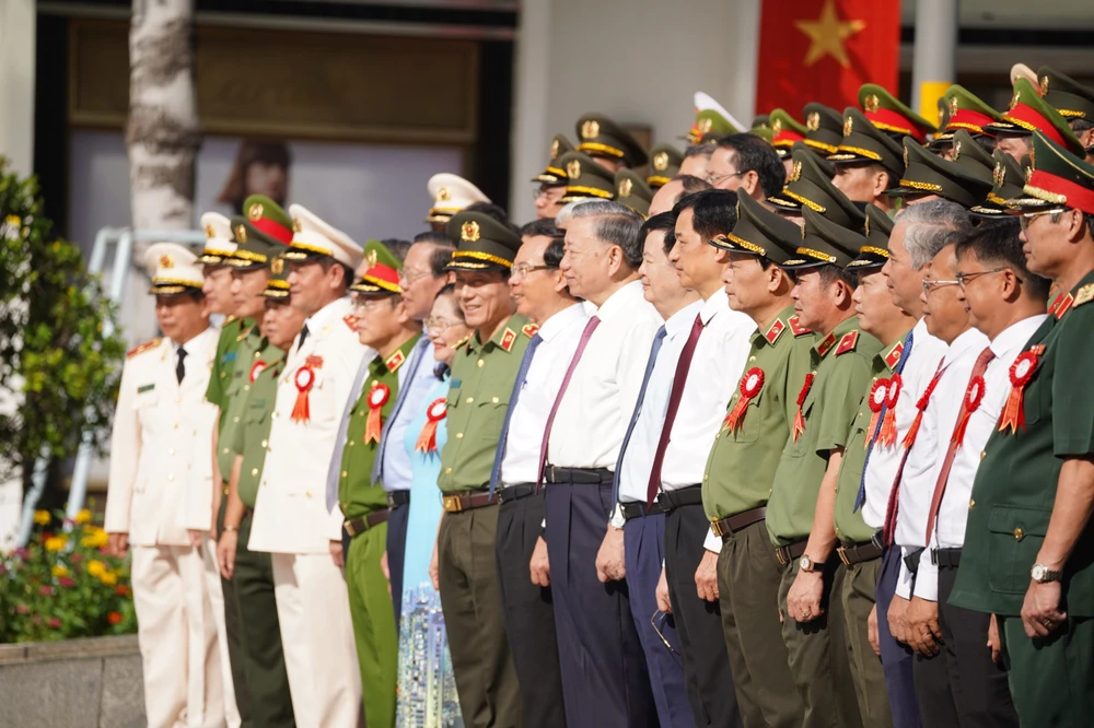 Tổng Bí thư, Chủ tịch nước Tô Lâm tham dự Lễ Báo công dâng Bác của Công an TP.HCM