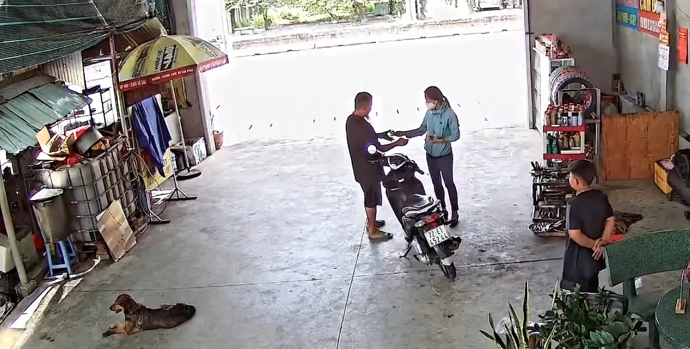 Người dân vui mừng khi nhóm phá xe trên Quốc lộ 51 bị báo phản ánh