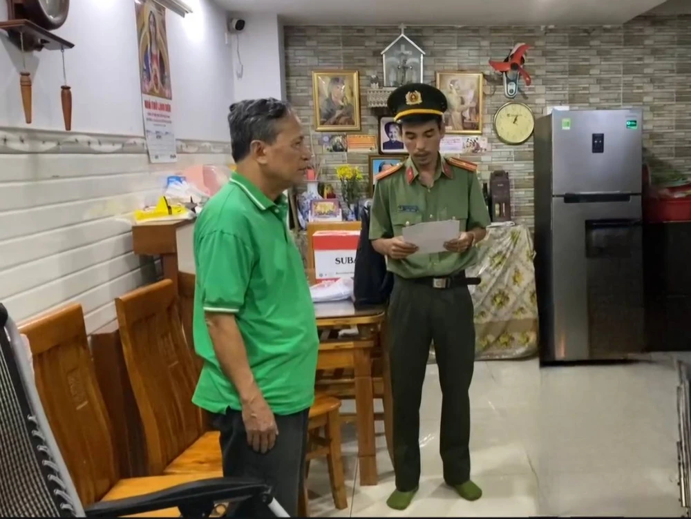 Công an TP.HCM bắt hai người hoạt động nhằm lật đổ chính quyền nhân dân