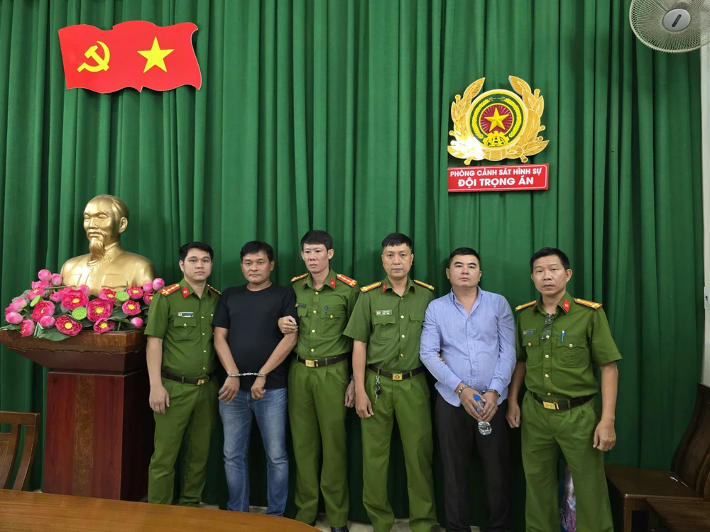 2 nhóm giang hồ đánh nhau, Nam ‘cây thị’ và Trung ‘mọi’ bị bắt