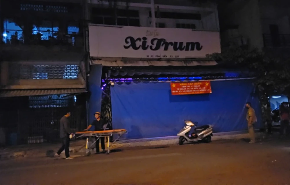 Điều tra vụ vợ chồng chủ quán cà phê chết bất thường ở Quận 10