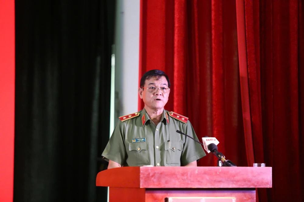 Công an TP.HCM ra mắt 2 tổ cảnh sát chữa cháy và CNCH đặc biệt tinh nhuệ