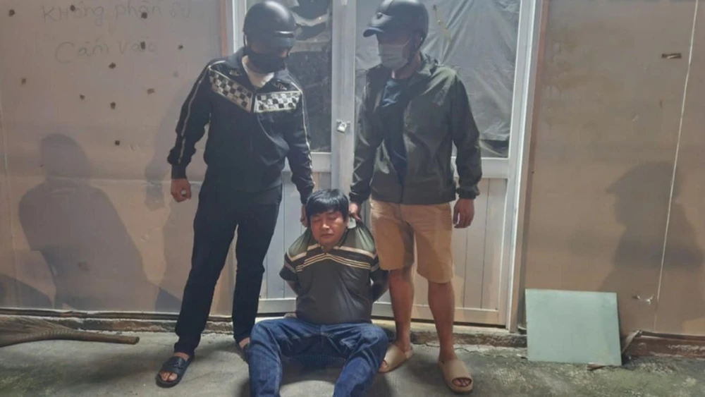 Tổ công tác bắt kẻ sát nhân ở Bình Chánh được thưởng nóng