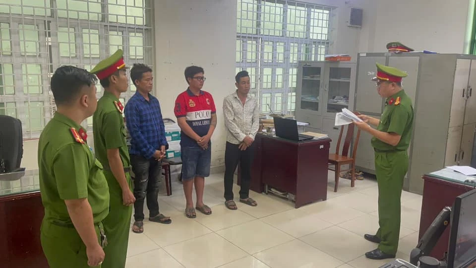 Nhóm tài xế đánh nhau ở Bình Chánh bị khởi tố, bắt giam