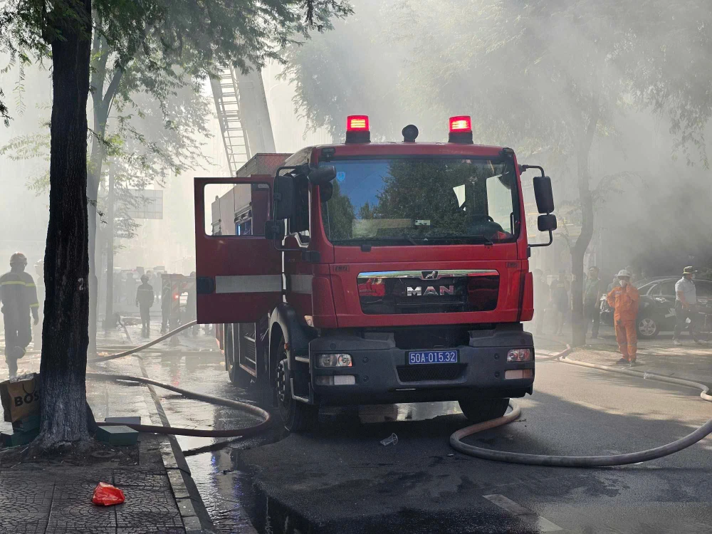 Nguyên nhân ban đầu vụ cháy quán bar gần chợ Bến Thành