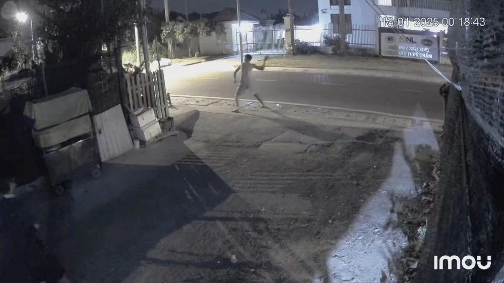 thong-tin-moi-vu-he-nhau-xin-la-nem-da-nha-hang-xom (4).jpg