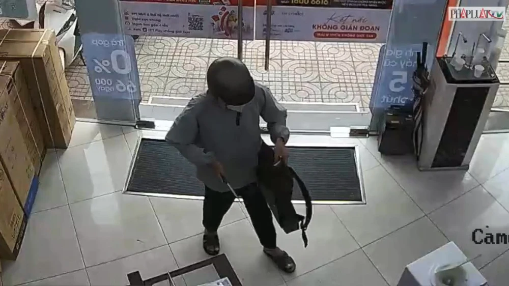 Hành trình truy bắt nam sinh viên dùng dao cướp hơn 150 triệu ở TP Thủ Đức