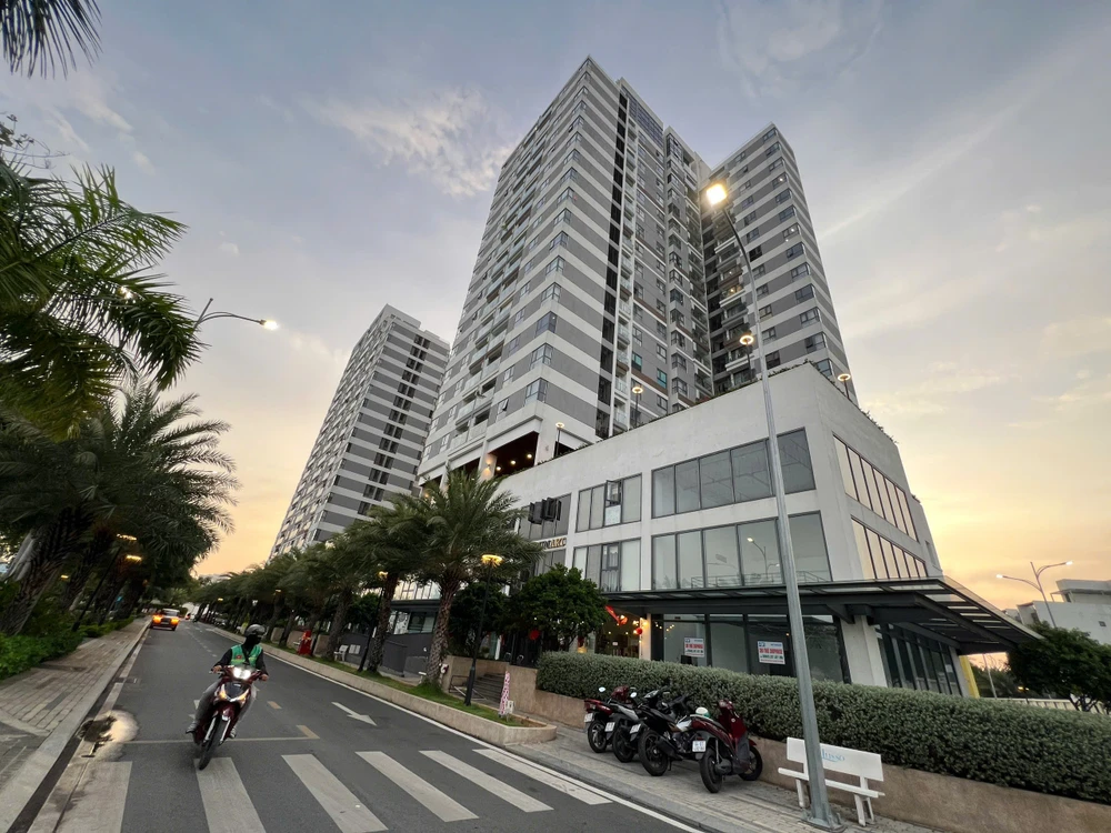 Dân sợ mất an toàn vì 9 shophouse vi phạm PCCC ở Chung cư D’Lusso Emerald