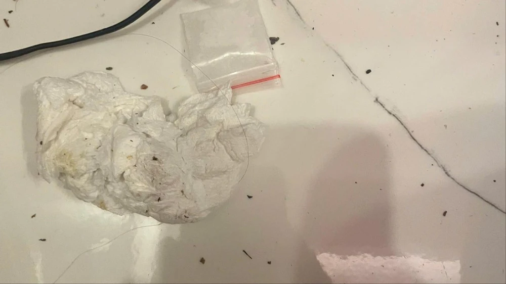 tu-vu-to-chuc-choi-ma-tuy-o-chung-cu-cong-an-truy-xet-tan-chan-to-ke-toc (2).jpg