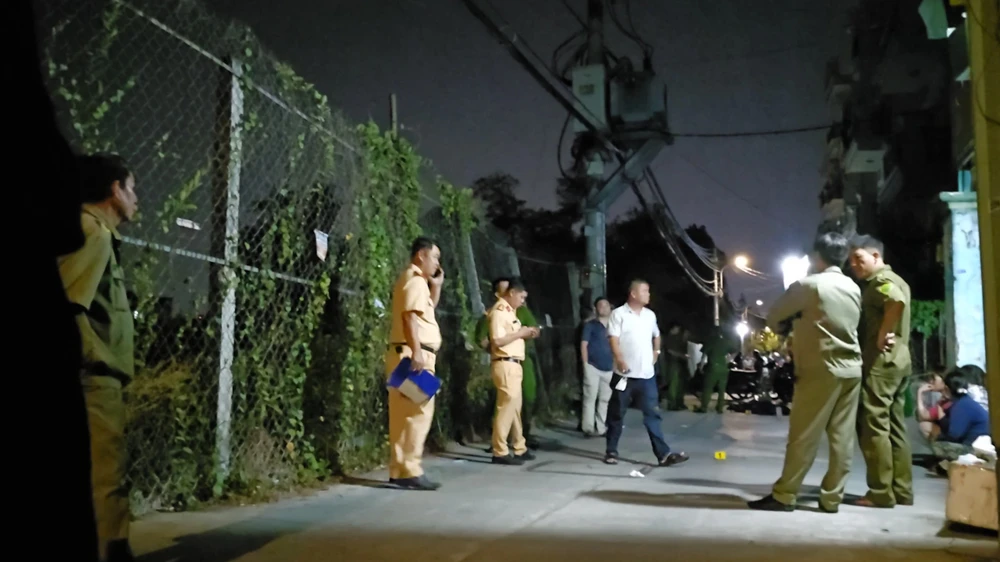 Công an phong tỏa con hẻm điều tra vụ tai nạn chết người ở Bình Tân