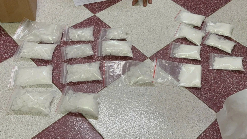 Cơ quan an ninh điều tra truy tìm chủ xe có liên quan vụ án Chen Qiu Zhang