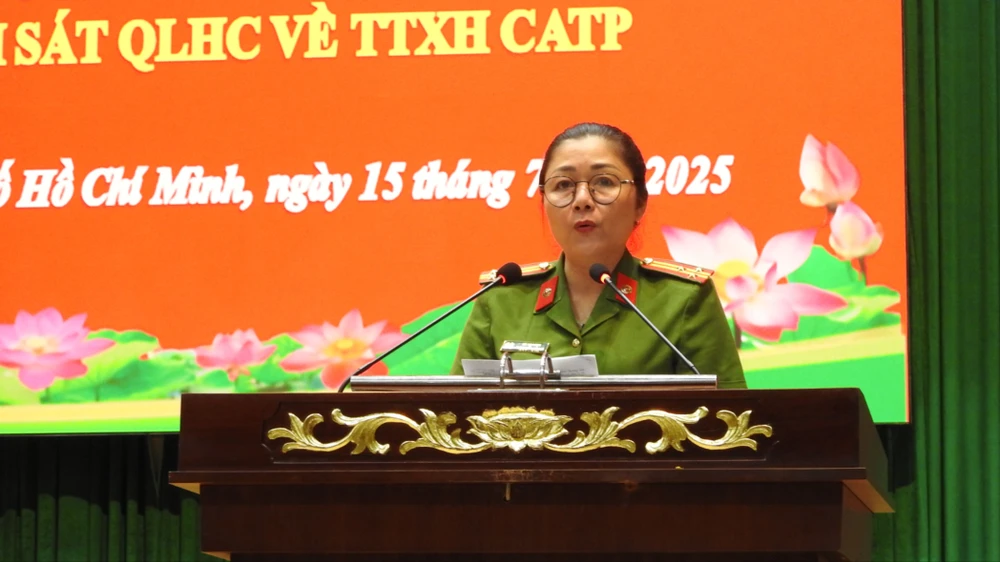 cong-an-tp-hcm-day-manh-chuyen-doi-so-nang-cao-hieu-qua-phuc-vu-nguoi-dan (2).jpg