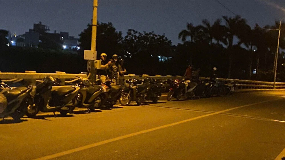 canh-sat-tim-duoc-thi-the-co-gai-nghi-tram-cam-nhay-xuong-song-tac (3).jpg