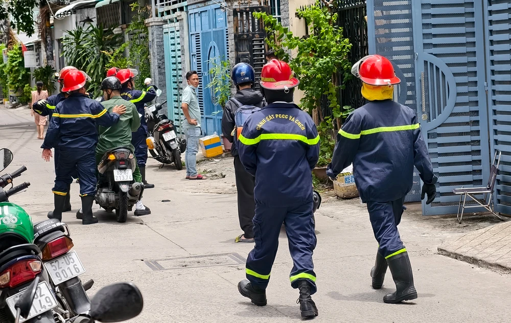 Tử vong trong nhà khóa trái, người phụ nữ được con trai phát hiện