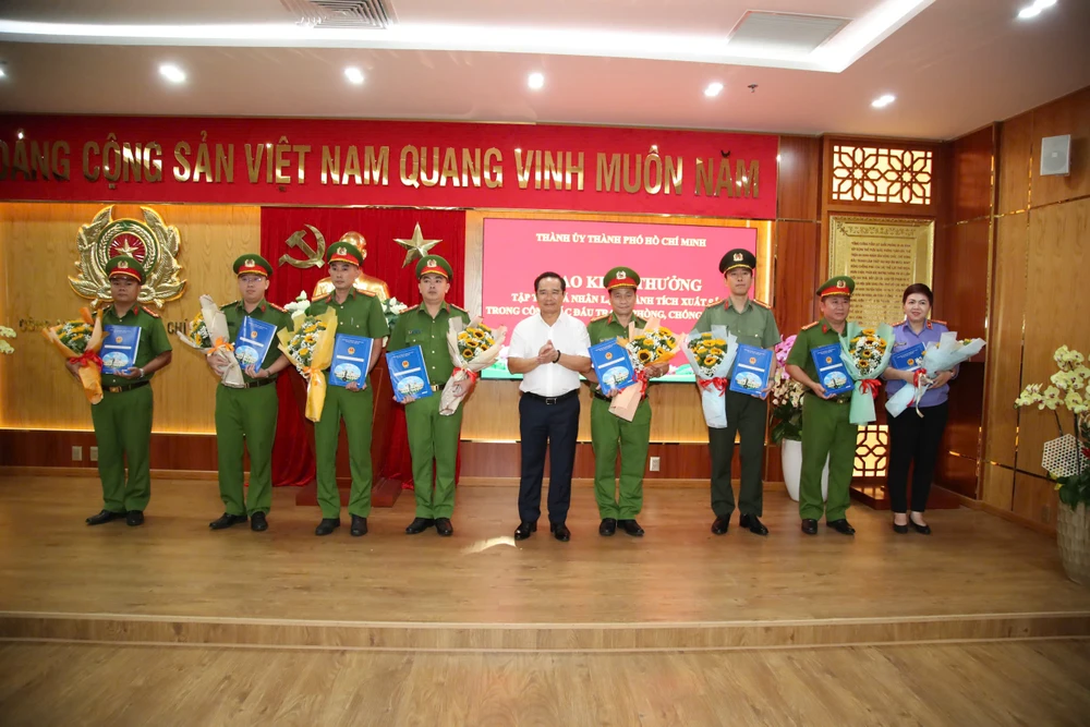 bat-84-nguoi-trong-duong-day-danh-bac-hon-20-000-ty-dong (4).jpg