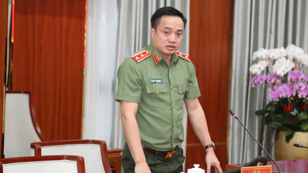 Trung tướng Mai Hoàng, Giám đốc Công an TP.HCM phát biểu tại lễ trao thư khen