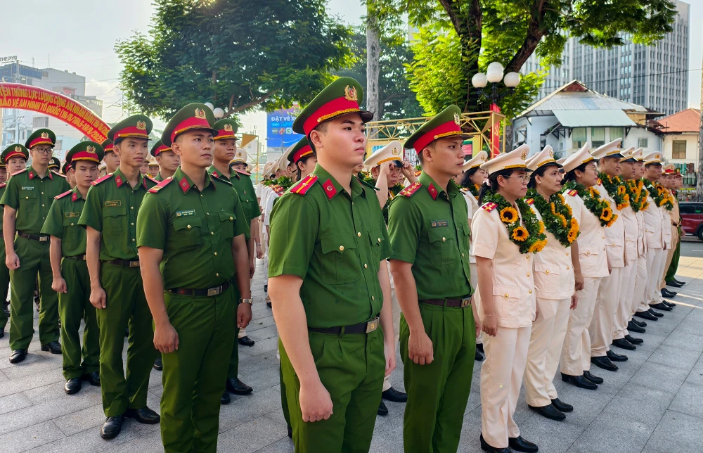 trung-tuong-mai-hoang-giam-doc-cong-an-tp.hcm (4).jpg