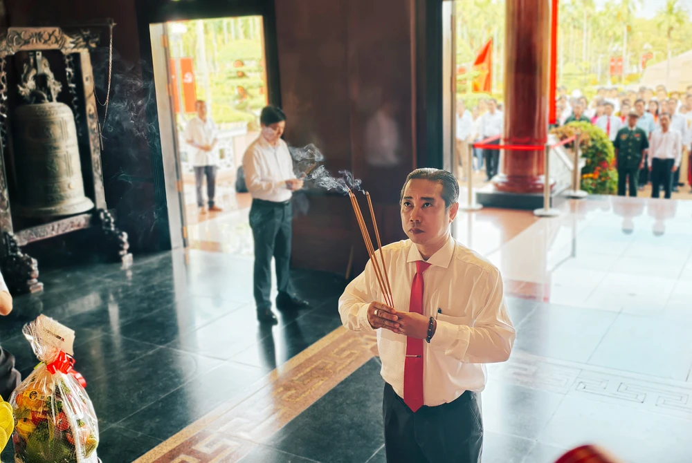 tp-hcm-tuong-niem-84-nam-ngay-hy-sinh-cac-lanh-dao-dang-tai-nga-ba-giong (5).jpg