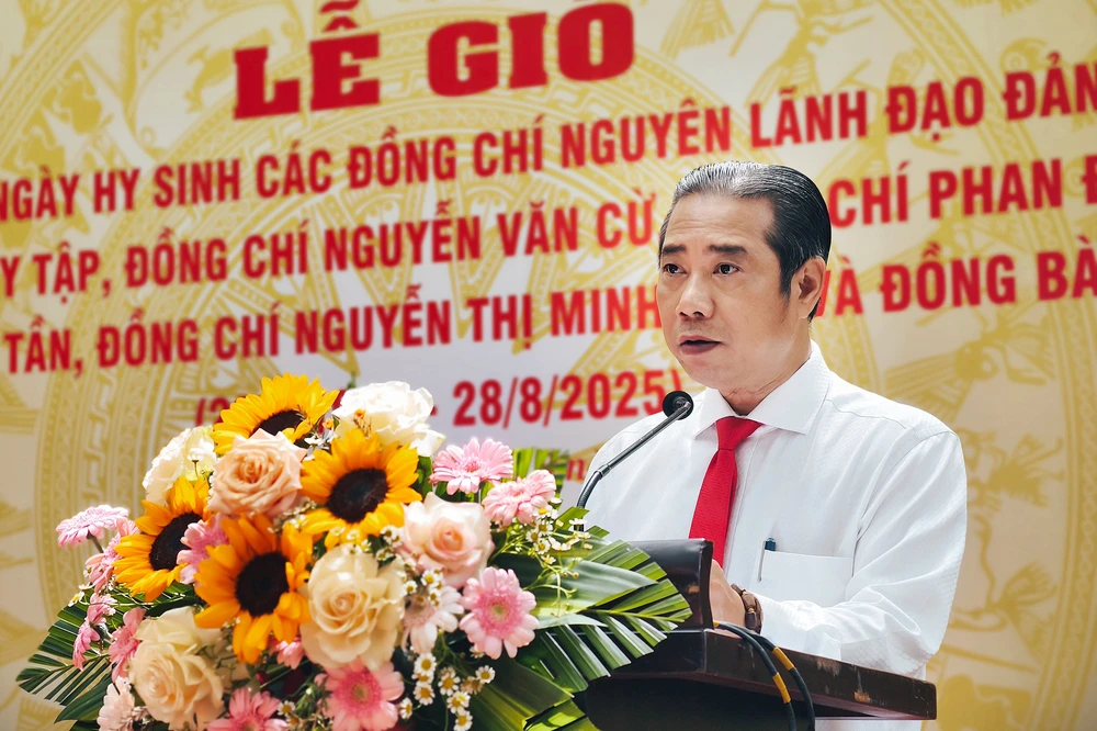 tp-hcm-tuong-niem-84-nam-ngay-hy-sinh-cac-lanh-dao-dang-tai-nga-ba-giong (9).jpg