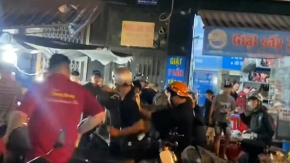 Vụ đánh nhau do giật cô hồn ở phường Tân Sơn: UBND phường đề nghị công an xử lý nghiêm