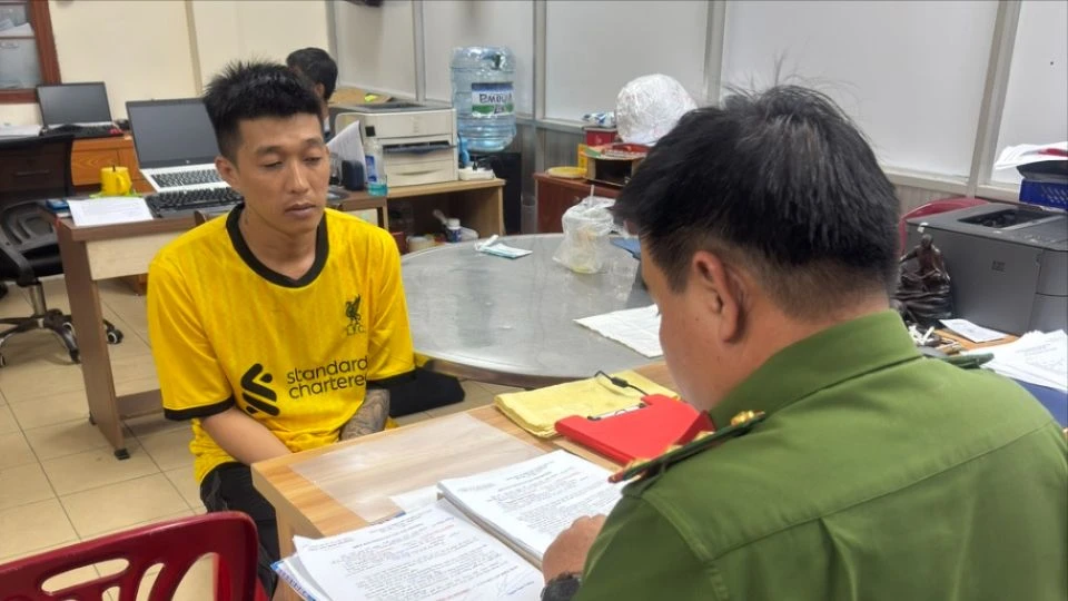 nam-thanh-nien-trom-cap-o-benh-vien-binh-tan-bi-bat (2).jpg