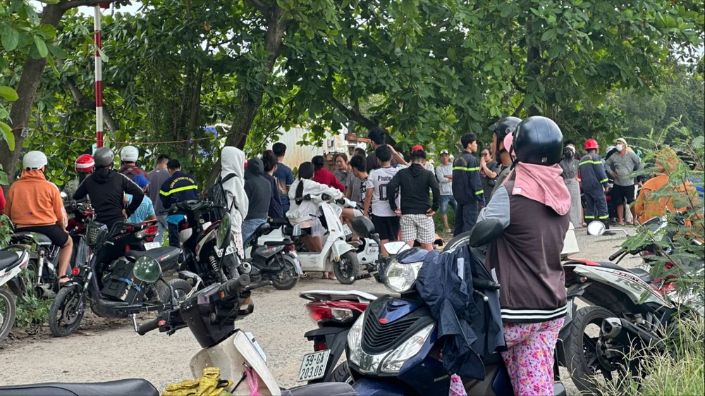 Vụ nam sinh rơi kênh Xáng khi câu cá: Nỗi đau xé lòng của người mẹ nghèo