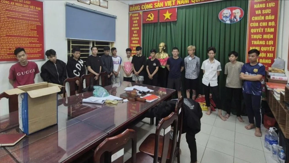 nam-thanh-nien-giet-nguoi-vi-mau-thuan-net-po-vao-mat-o-xa-tan-vinh-loc (1).jpg