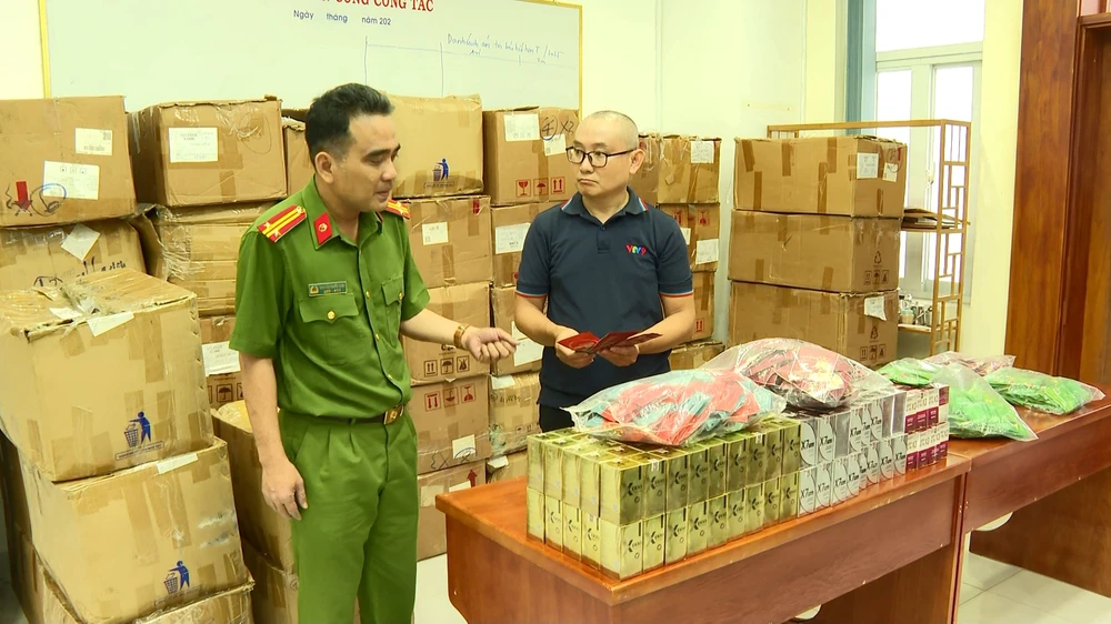 cong-an-trieu-tap-me-ruot-cua-ngan-98-lam-ro-vai-tro-cua-bo-ruot-va-nhieu-nguoi-lien-quan (6).jpg