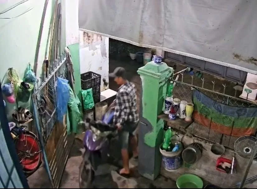 loi-khai-bat-thuong-cua-nghi-pham-trom-xe-may-sau-khi-bi-bat-trong-vai-gio (1).jpg