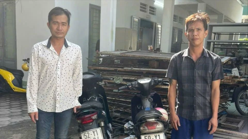loi-khai-bat-thuong-cua-nghi-pham-trom-xe-may-sau-khi-bi-bat-trong-vai-gio (2).jpg