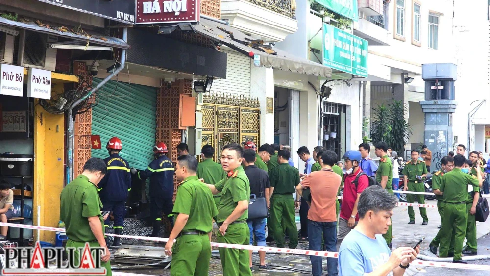 tp-hcm-bien-hieu-bit-kin-nha-ong-chan-duong-song-khi-hoa-hoan (6).jpg