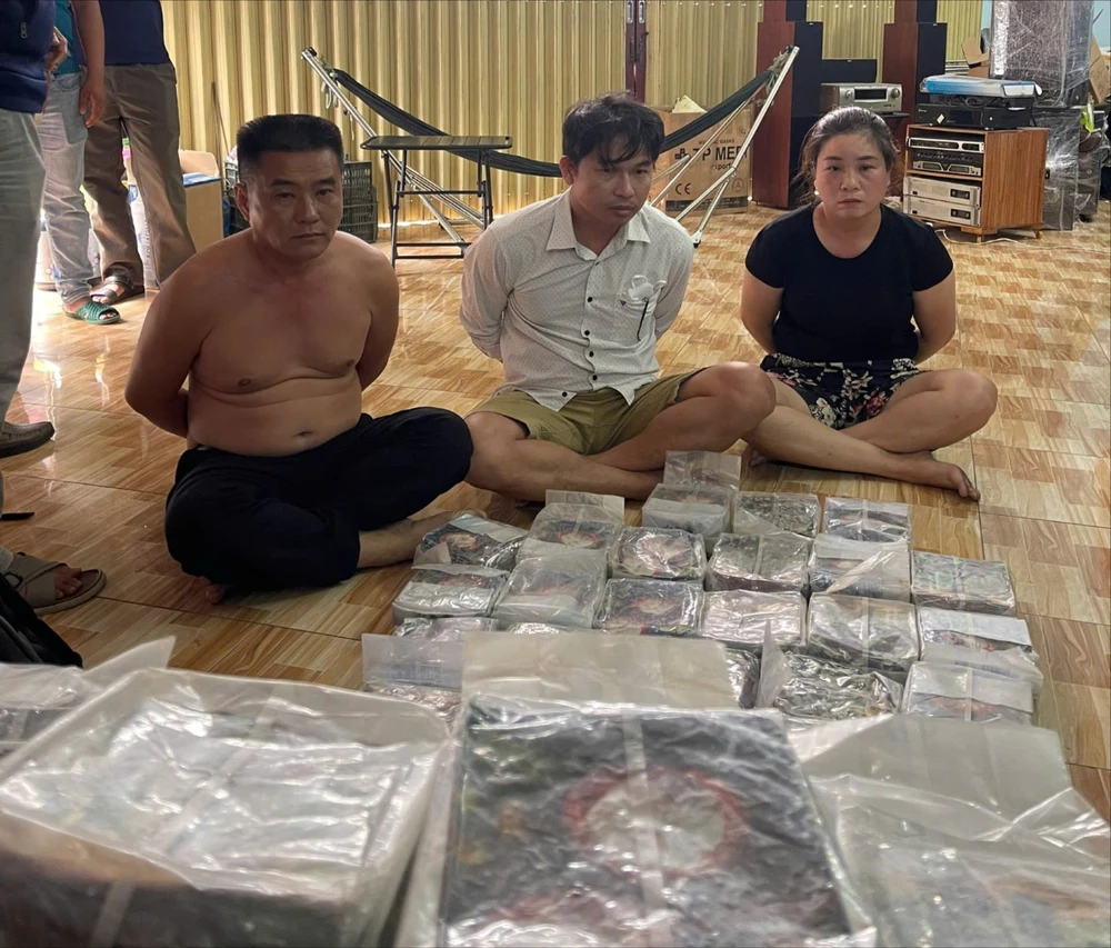 triet-pha-duong-day-ma-tuy-xuyen-quoc-gia-giao-dich-1-500-ti-dong (11).jpg