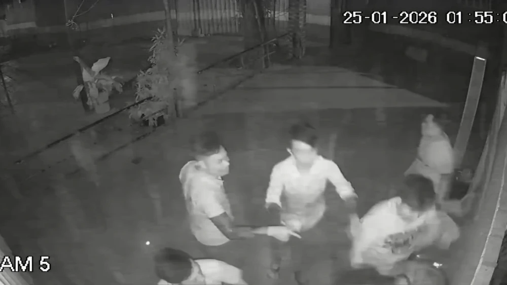 Sequence 01.00_00_01_14.Still010.jpg