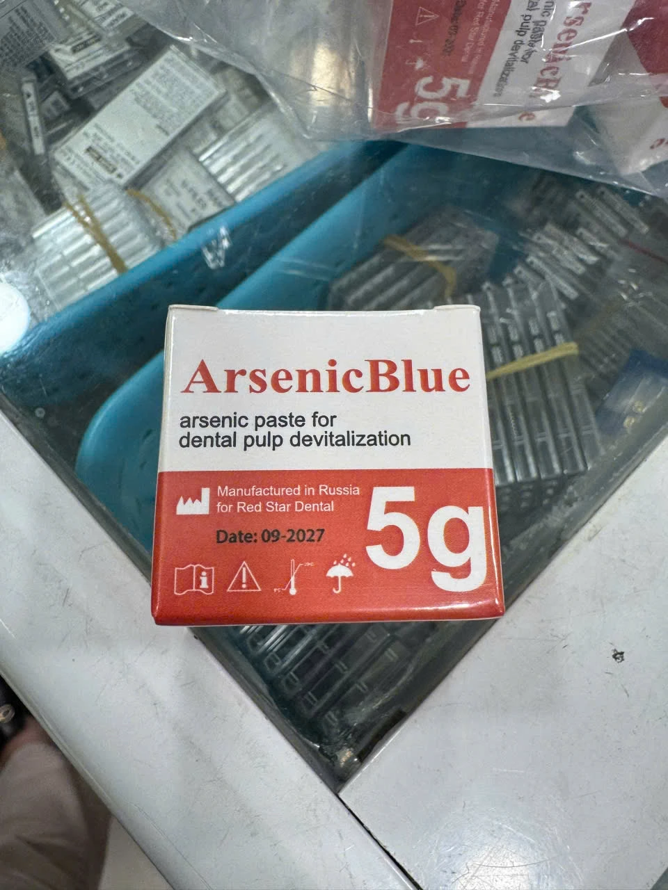 pha-duong-day-san-xuat-chat-diet-tuy-trong-nha-khoa-tu-thach-tin-cuc-doc (5).jpg