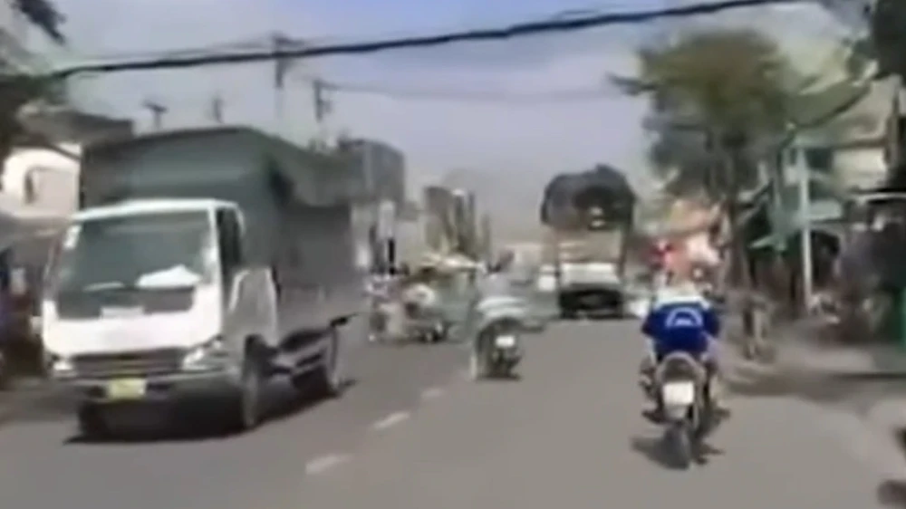 Sequence 03.00_00_31_02.Still004.jpg