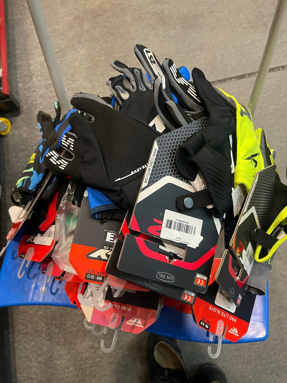 tron-thue-hon-477-trieu-chu-tigit-motorbikes-o-tp-hcm-bi-bat-giam (6).JPG