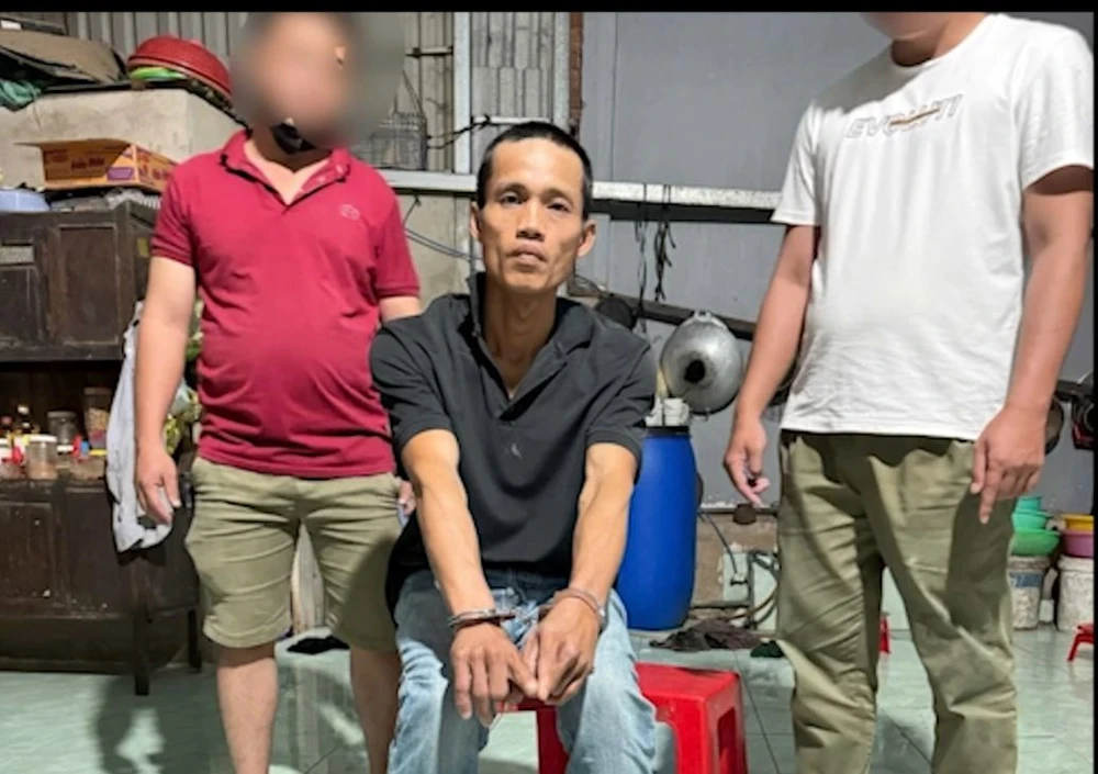 Sequence 06.00_02_18_24.Still007.jpg