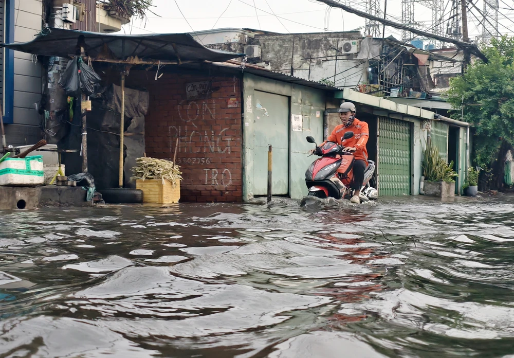 mua-thang-gieng-da-ngap-duong (10).jpg