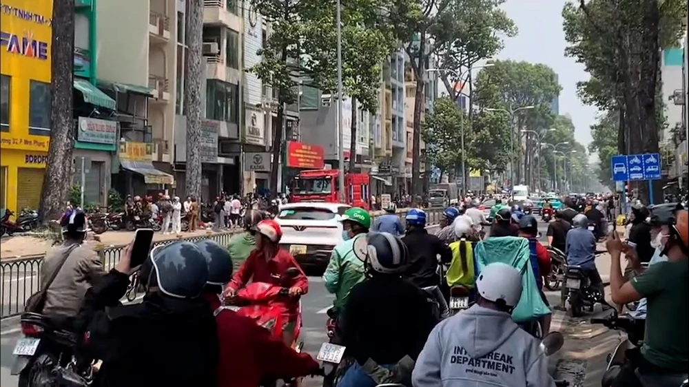 Sequence 02.00_00_45_26.Still008.jpg