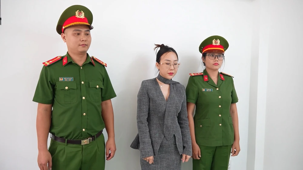 17-3 PC01 BAT 2 DT LUA DAO.mp4_snapshot_00.19.380.jpg