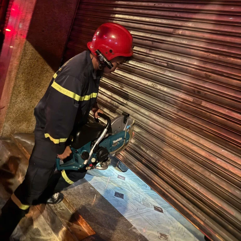 chay-nha-phuong-cho-quan (1).jpg