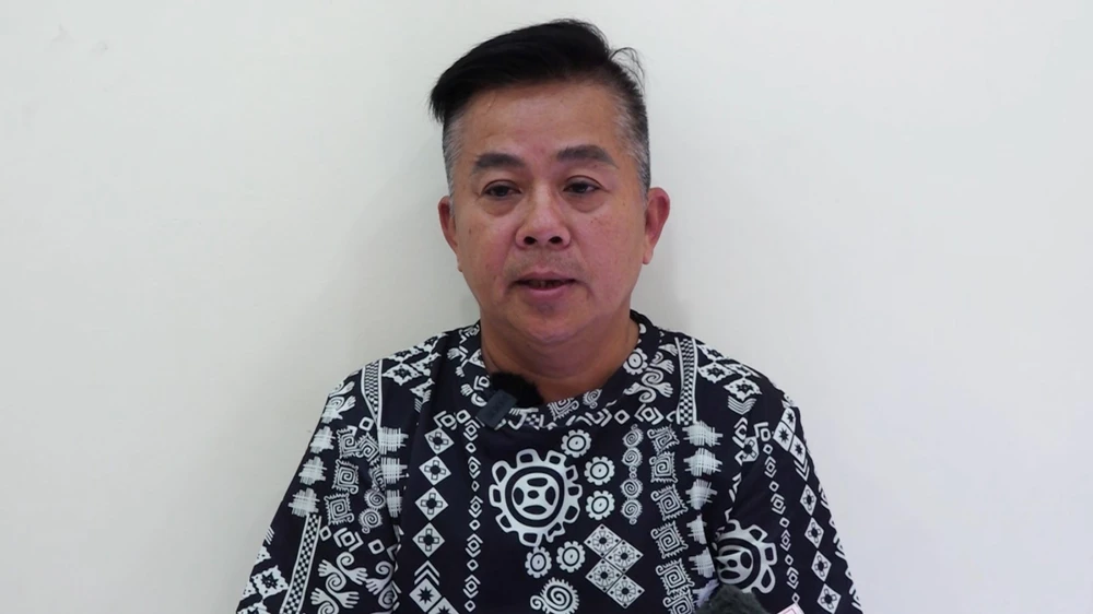 mua ban no 2.mp4_snapshot_00.42.026d.jpg