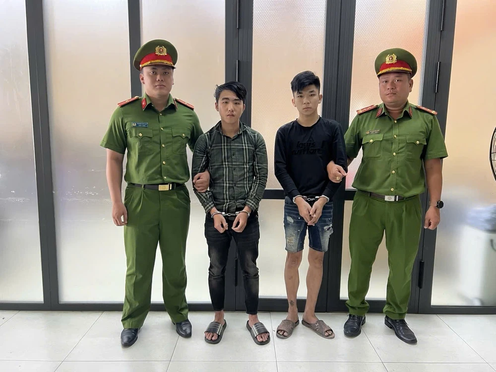 2 đối tượng trong vụ trộm mèo ở Phú Định 1.jpg