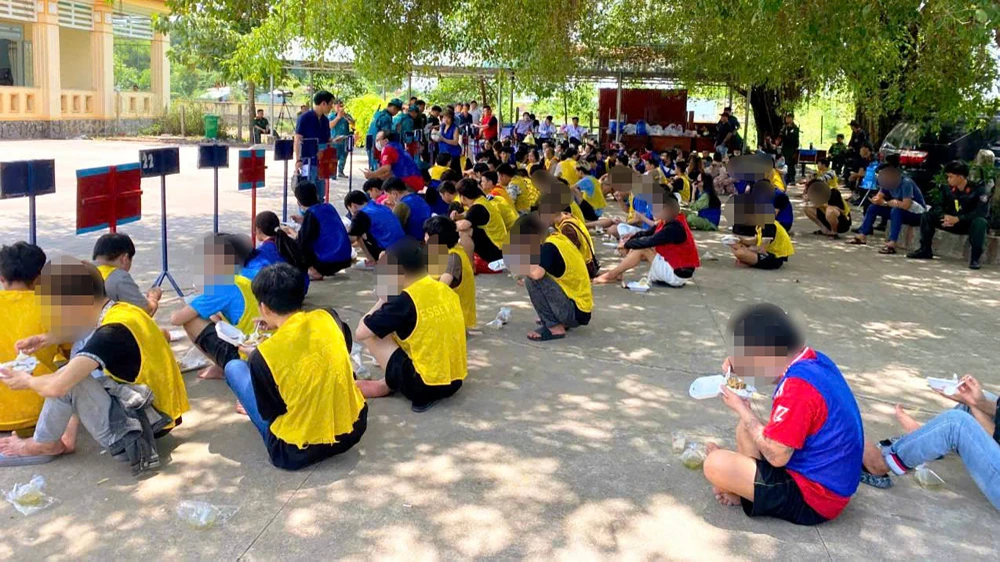 trao-tra-congd-an-viet-nam.jpg