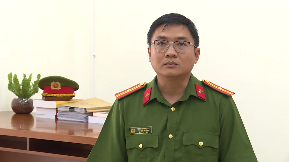 ba dung chu chanh cua 6.jpg